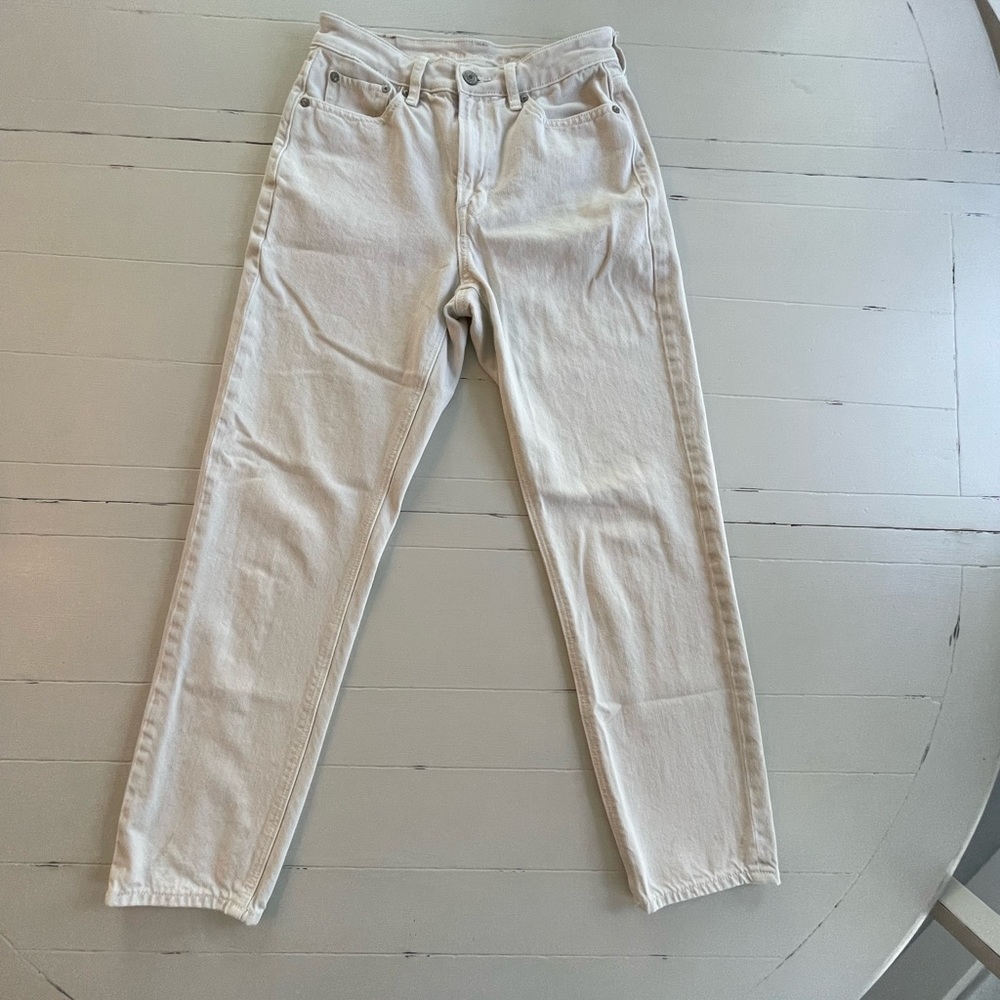 American Eagle Mom Straight Jean